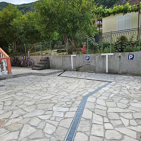 Apartment Vento Di Bocche III Kotor Bagian luar foto