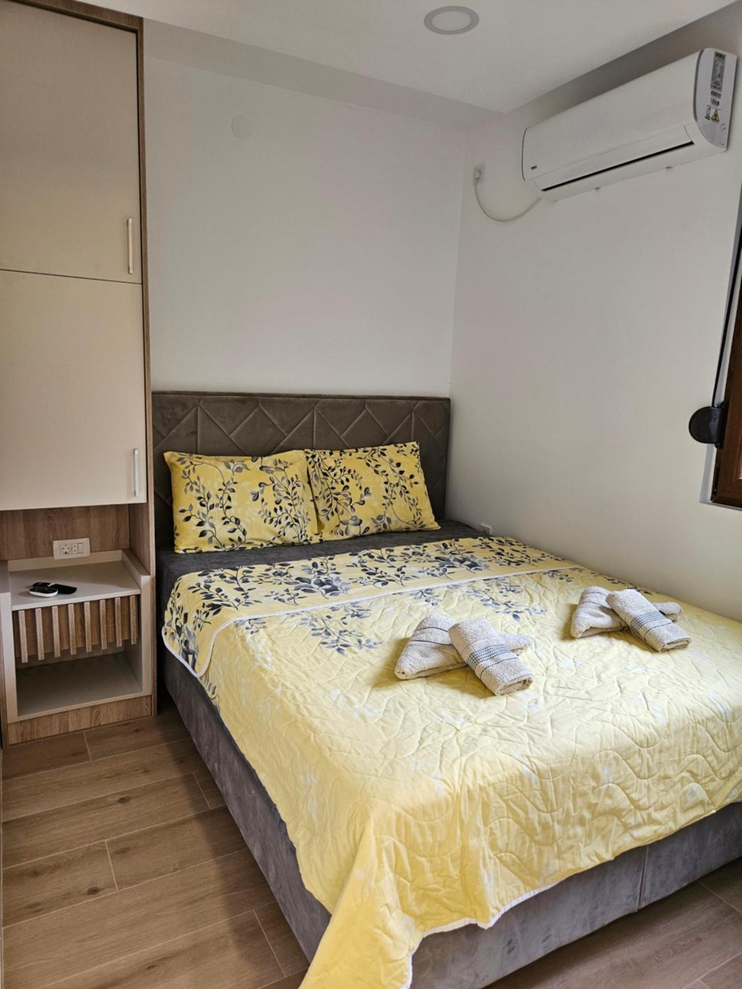 Apartment Vento Di Bocche III Kotor Bagian luar foto